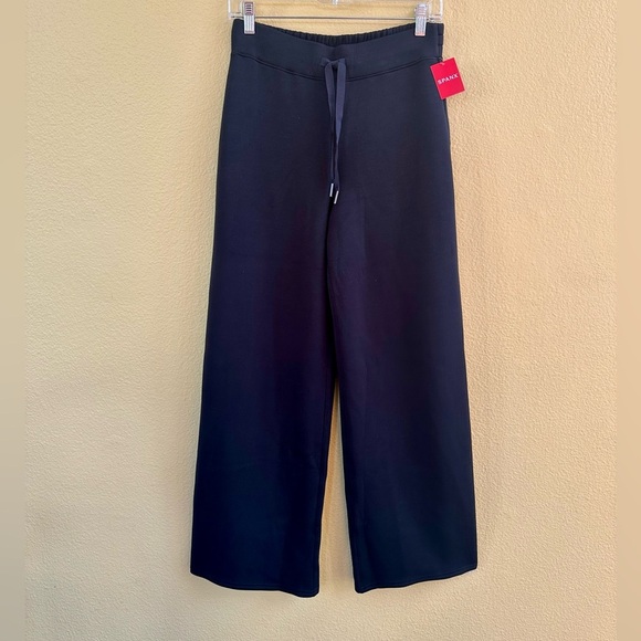 SPANX “Air Essentials Wide Leg Pant” Very Black Size Medium New With Tag! - Picture 7 of 13